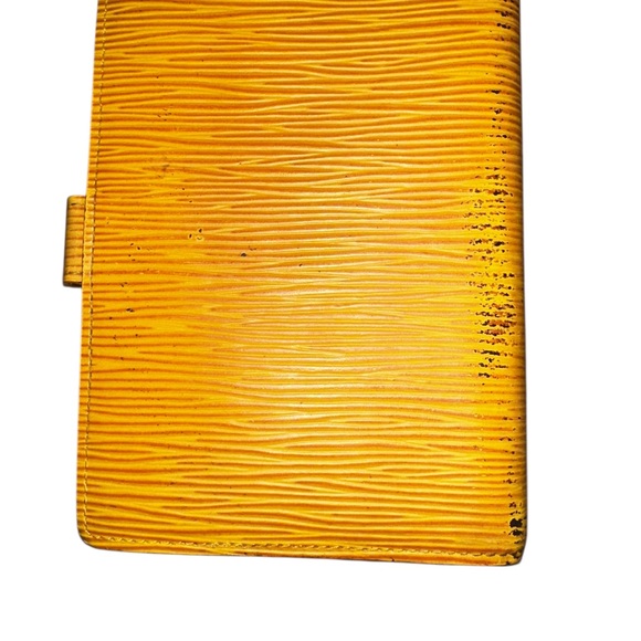 Project Louis Vuitton Yellow Epi Leather Agenda - Picture 5 of 8